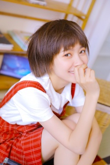 97碰碰碰色视频